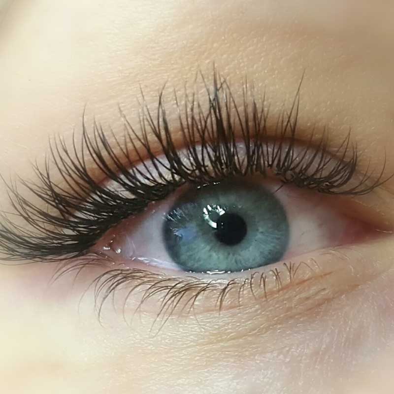 sparse lashes extensions