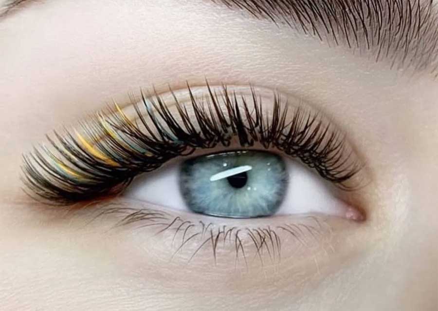 mermaid eyelash extensions effect
