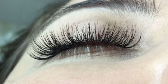 Classic eyelash extensions Melbourne