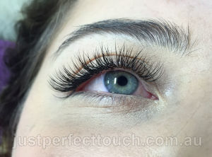 Classic eyelash extensions Melbourne