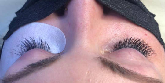 Hybrid eyelash Extensions before and after