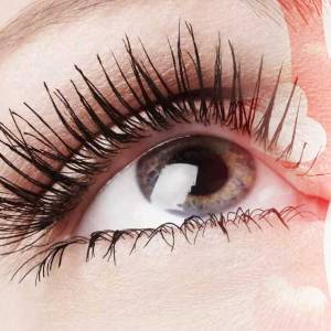 How to Get Ready for February 14 with Eyelash Extensions